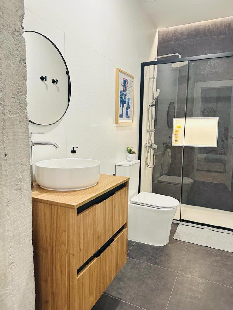 Alhondiga City Center By Sleep In Bilbao Eksteriør bilde